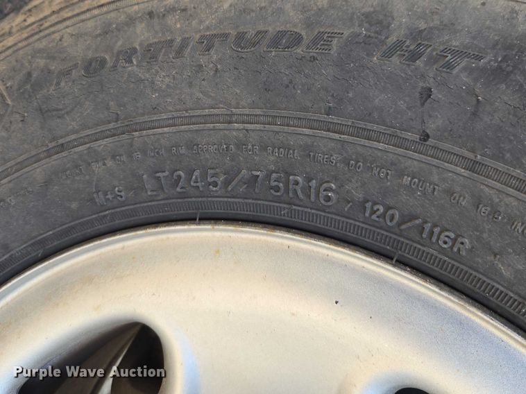 image for item ET1429 2008 Chevrolet Silverado 2500HD pickup truck