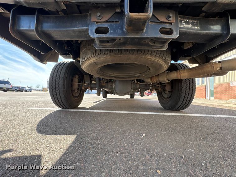 image for item ET1430 2017 Ford F250 Super Duty Crew Cab pickup truck