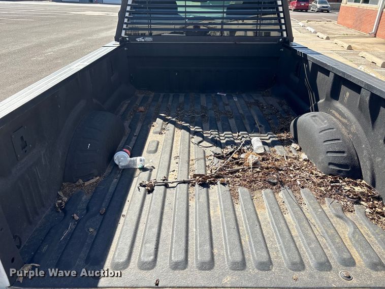 image for item ET1430 2017 Ford F250 Super Duty Crew Cab pickup truck