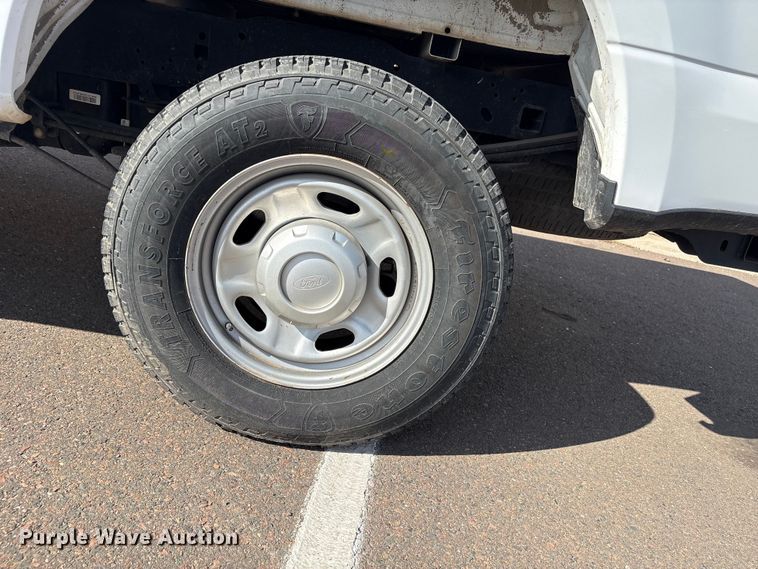 image for item ET1430 2017 Ford F250 Super Duty Crew Cab pickup truck