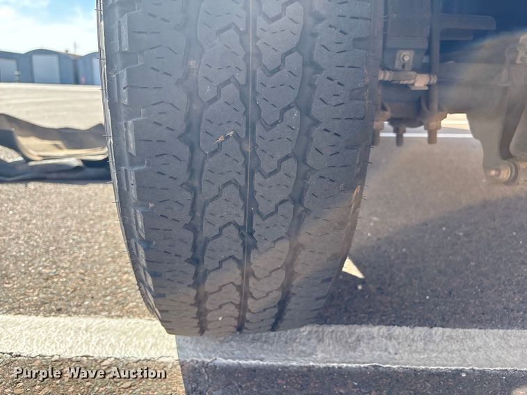 image for item ET1430 2017 Ford F250 Super Duty Crew Cab pickup truck