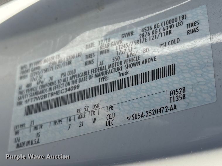 image for item ET1430 2017 Ford F250 Super Duty Crew Cab pickup truck