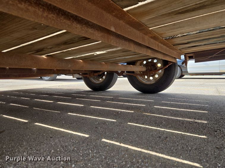 image for item ET1431 2005 Horse Creek utility trailer