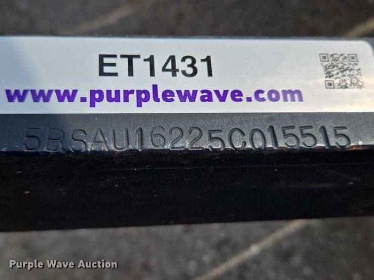 image for item ET1431 2005 Horse Creek utility trailer