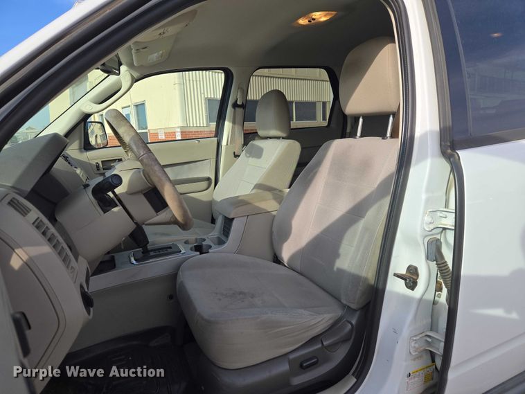 image for item ET1432 2012 Ford Escape XLT SUV