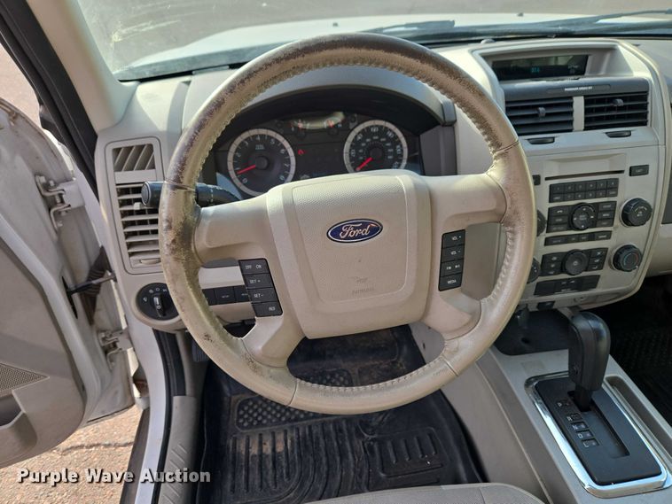 image for item ET1432 2012 Ford Escape XLT SUV