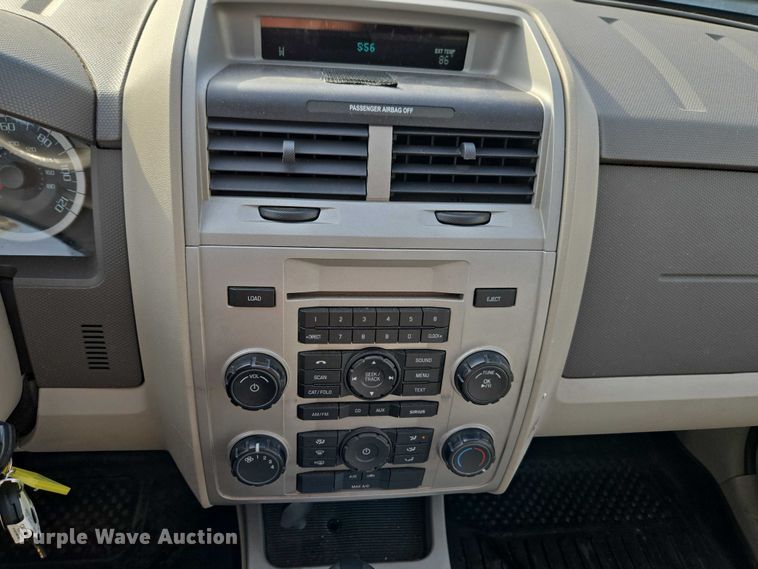 image for item ET1432 2012 Ford Escape XLT SUV