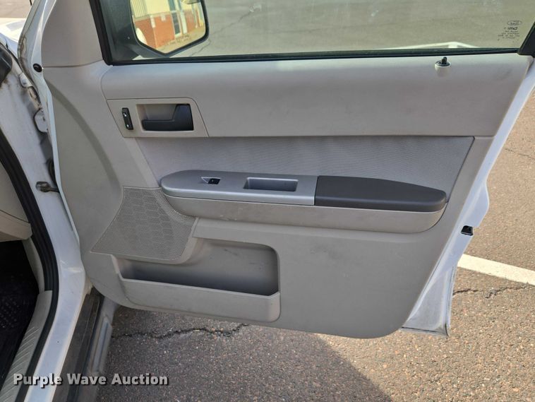 image for item ET1432 2012 Ford Escape XLT SUV