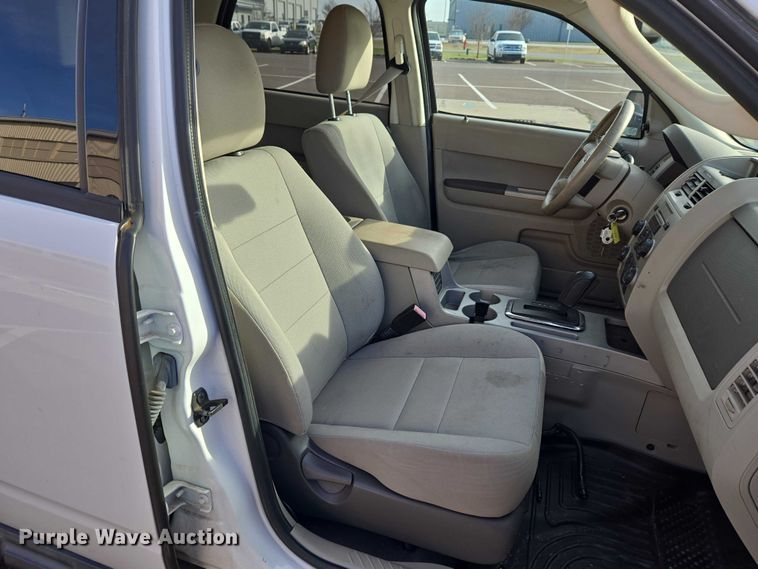 image for item ET1432 2012 Ford Escape XLT SUV