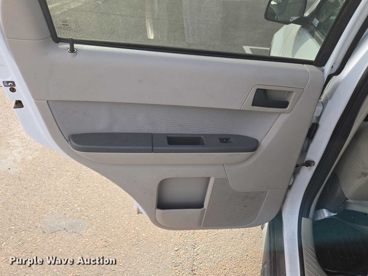 image for item ET1432 2012 Ford Escape XLT SUV