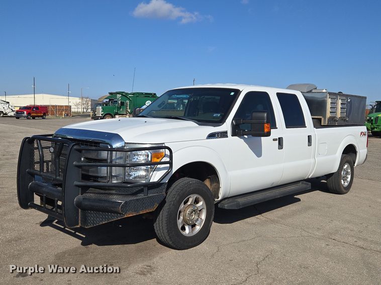 image for item ET1433 2014 Ford F250 Super Duty Crew Cab pickup truck