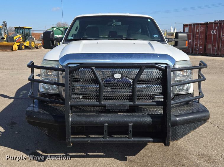 image for item ET1433 2014 Ford F250 Super Duty Crew Cab pickup truck