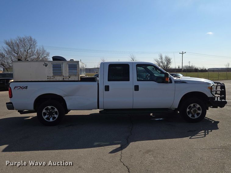 image for item ET1433 2014 Ford F250 Super Duty Crew Cab pickup truck
