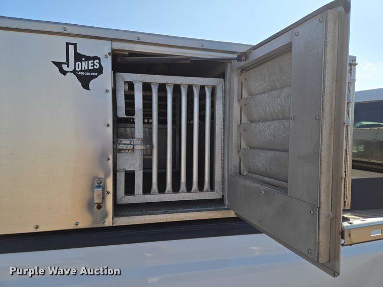 image for item ET1433 2014 Ford F250 Super Duty Crew Cab pickup truck