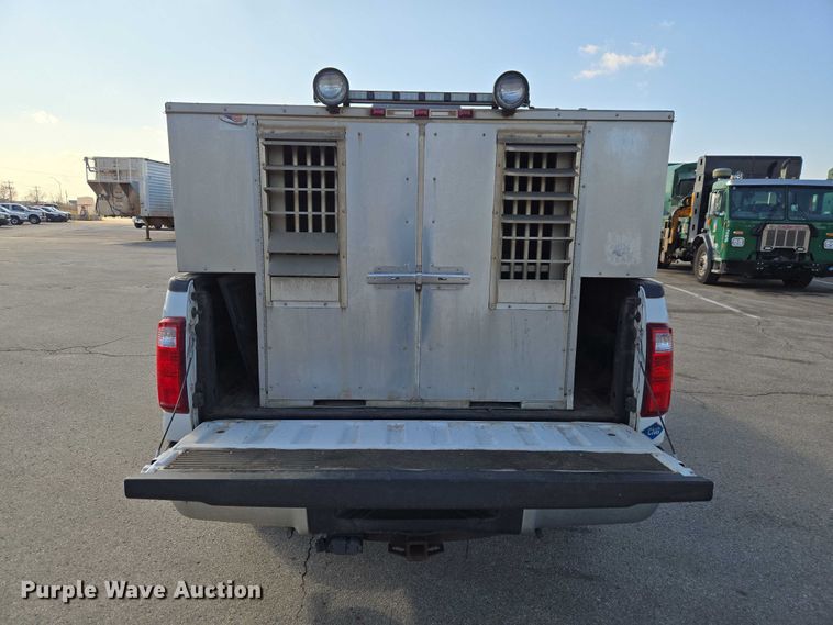 image for item ET1433 2014 Ford F250 Super Duty Crew Cab pickup truck