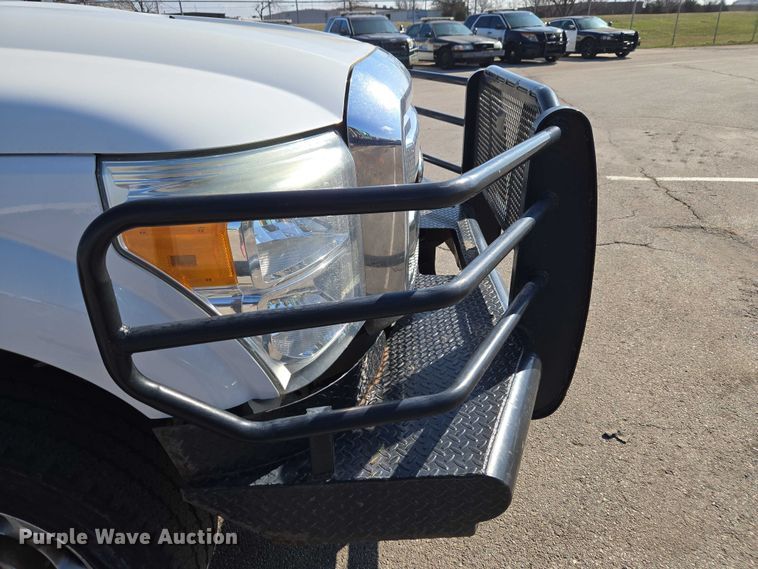 image for item ET1433 2014 Ford F250 Super Duty Crew Cab pickup truck