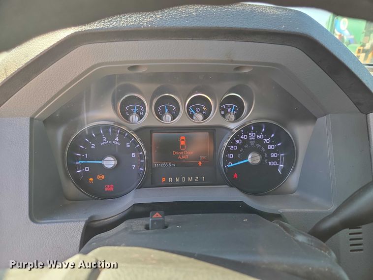 image for item ET1433 2014 Ford F250 Super Duty Crew Cab pickup truck