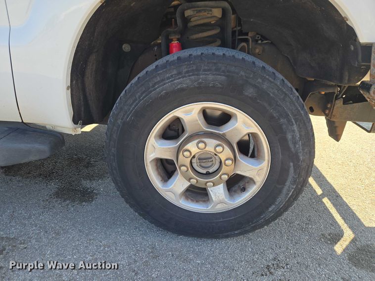 image for item ET1433 2014 Ford F250 Super Duty Crew Cab pickup truck