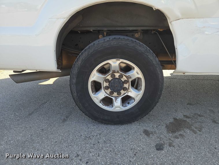 image for item ET1433 2014 Ford F250 Super Duty Crew Cab pickup truck