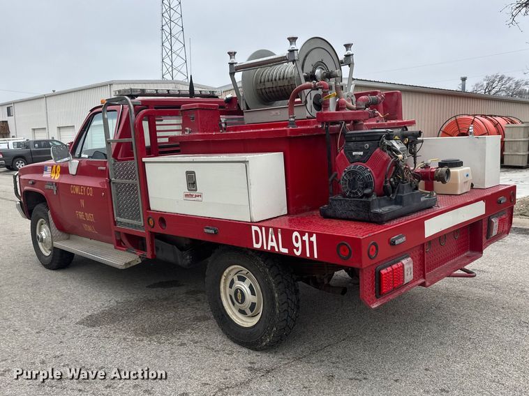 image for item ET1664 1985 Chevrolet Custom Deluxe 30 brush fire truck