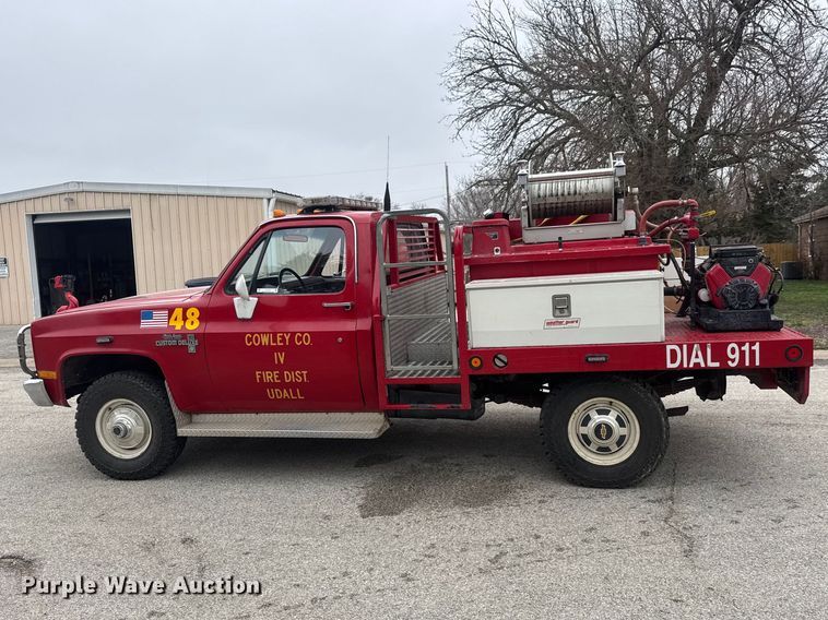 image for item ET1664 1985 Chevrolet Custom Deluxe 30 brush fire truck