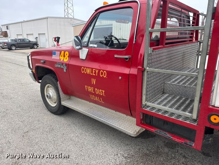 image for item ET1664 1985 Chevrolet Custom Deluxe 30 brush fire truck