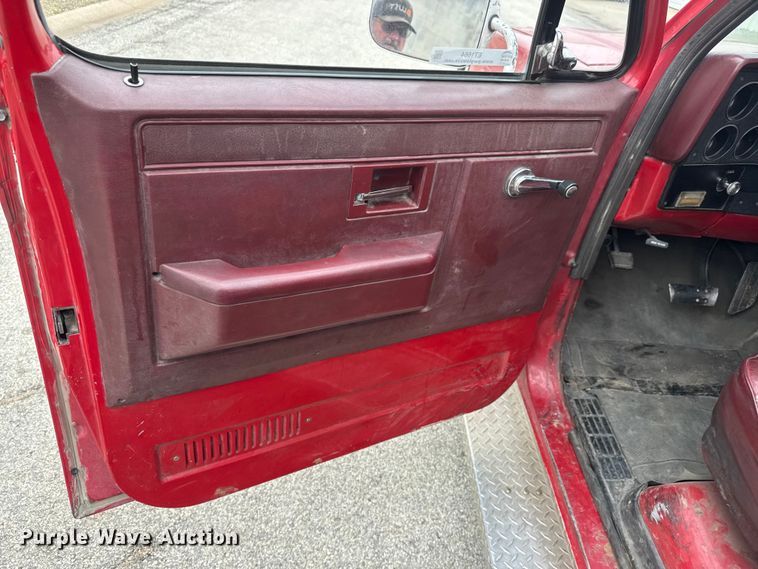 image for item ET1664 1985 Chevrolet Custom Deluxe 30 brush fire truck