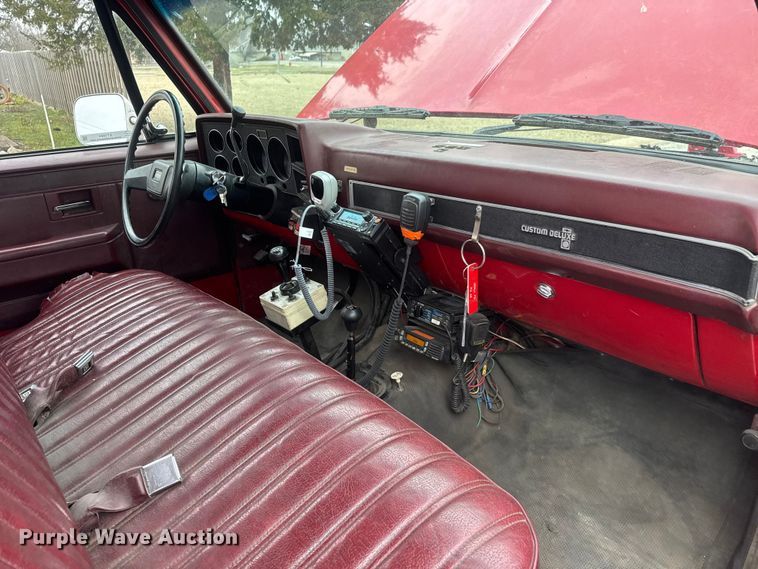 image for item ET1664 1985 Chevrolet Custom Deluxe 30 brush fire truck