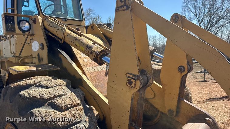 image for item ET1676 1984 FiatAllis FR15 wheel loader