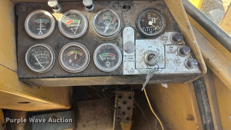 image for item ET1676 1984 FiatAllis FR15 wheel loader