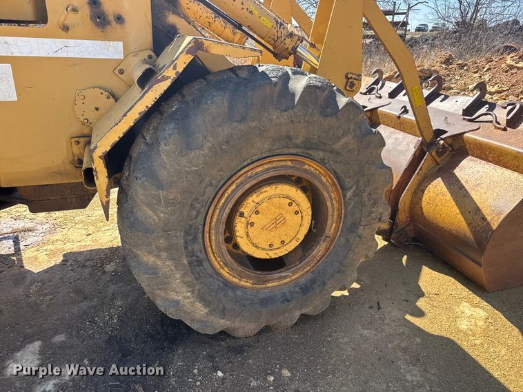 image for item ET1676 1984 FiatAllis FR15 wheel loader