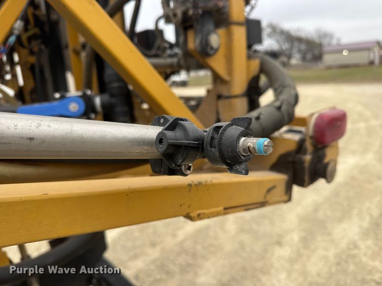 image for item ET1685 1995 Ford F450 Super Duty sprayer