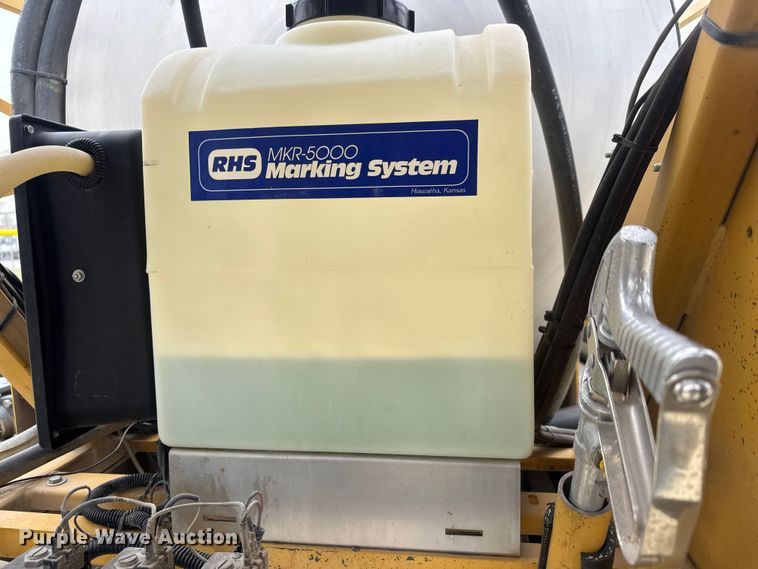 image for item ET1685 1995 Ford F450 Super Duty sprayer