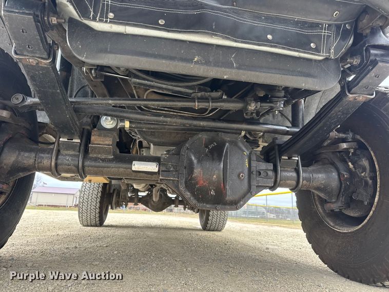 image for item ET1685 1995 Ford F450 Super Duty sprayer