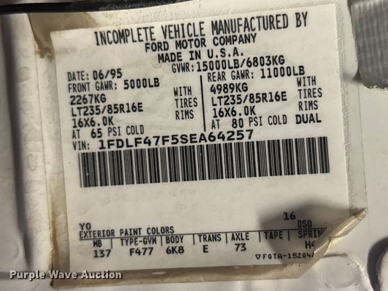 image for item ET1685 1995 Ford F450 Super Duty sprayer