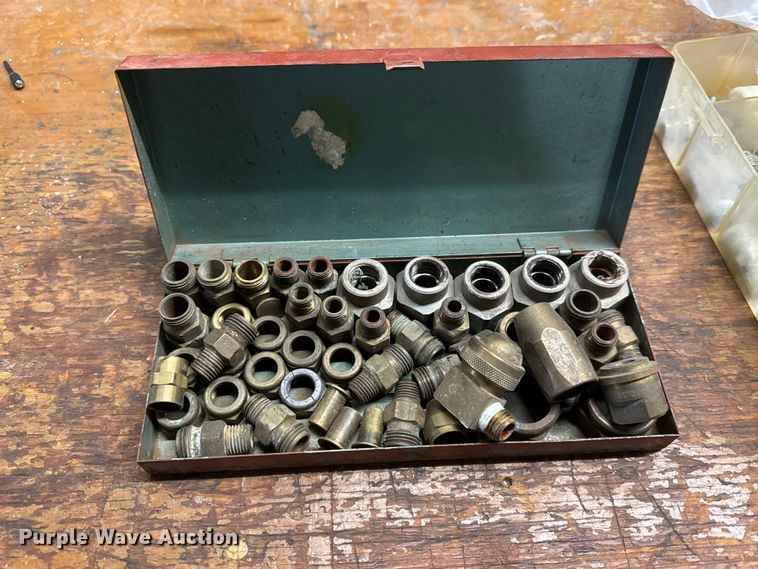 image for item ET1685 1995 Ford F450 Super Duty sprayer