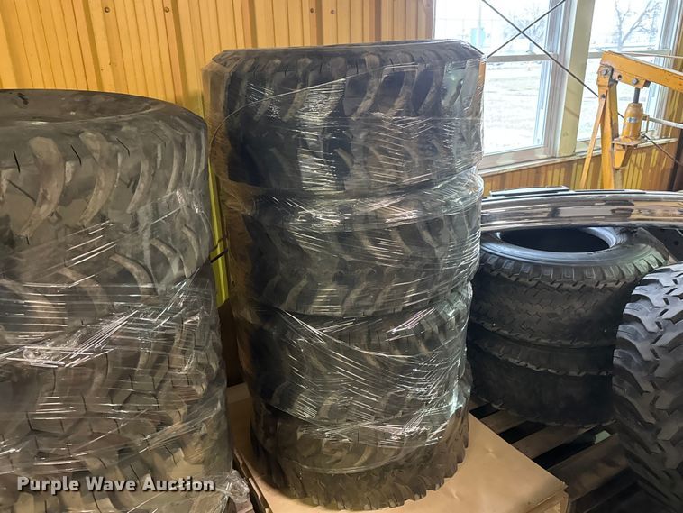 image for item ET1685 1995 Ford F450 Super Duty sprayer