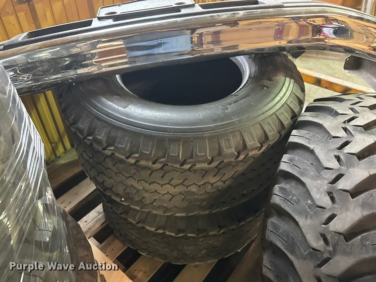 image for item ET1685 1995 Ford F450 Super Duty sprayer