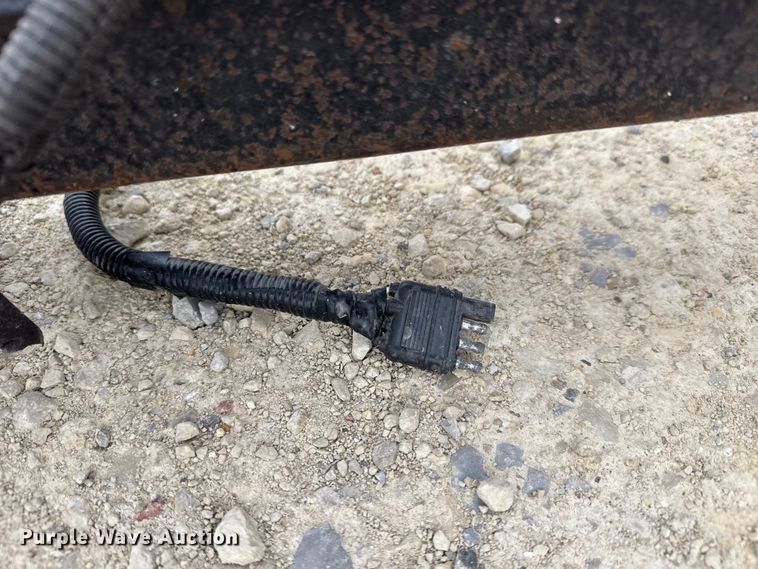 image for item ET1687 1984 Go-Getter AZGGT tilt deck utility trailer