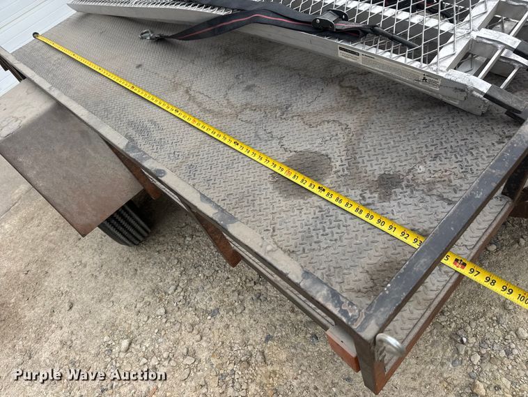 image for item ET1687 1984 Go-Getter AZGGT tilt deck utility trailer