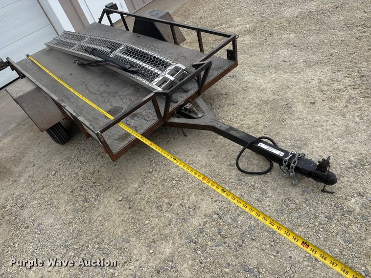 image for item ET1687 1984 Go-Getter AZGGT tilt deck utility trailer