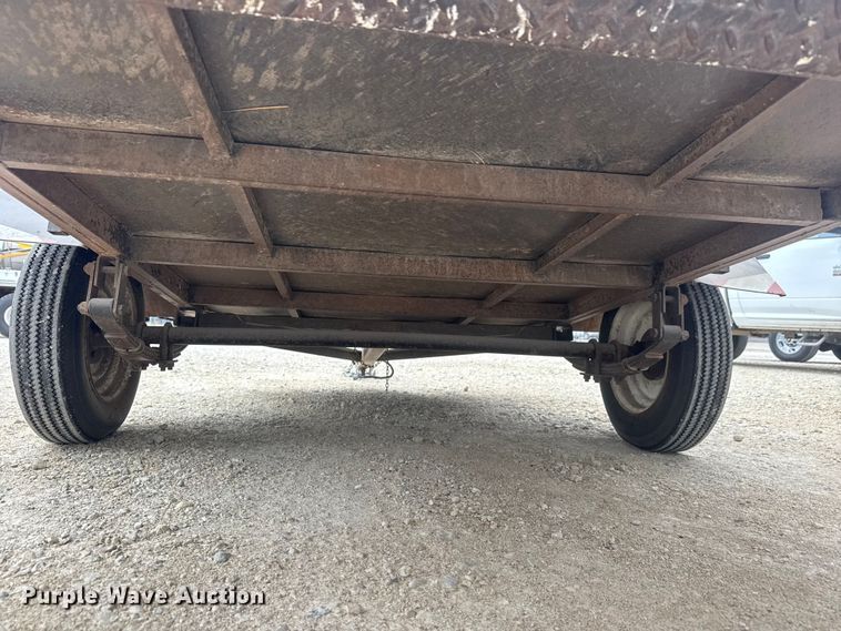 image for item ET1687 1984 Go-Getter AZGGT tilt deck utility trailer