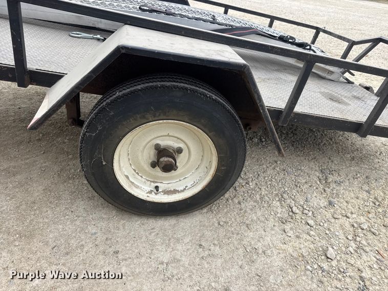 image for item ET1687 1984 Go-Getter AZGGT tilt deck utility trailer