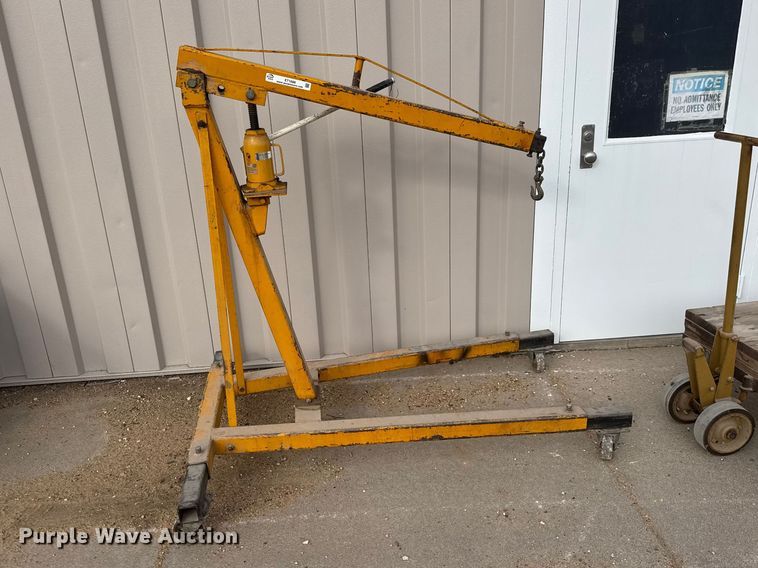 image for item ET1688 Engine hoist