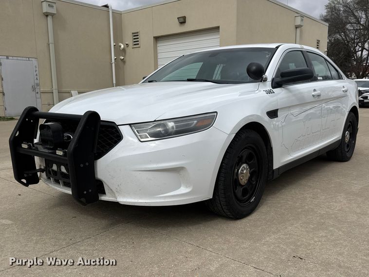 image for item ET1696 2015 Ford Taurus Police Interceptor 