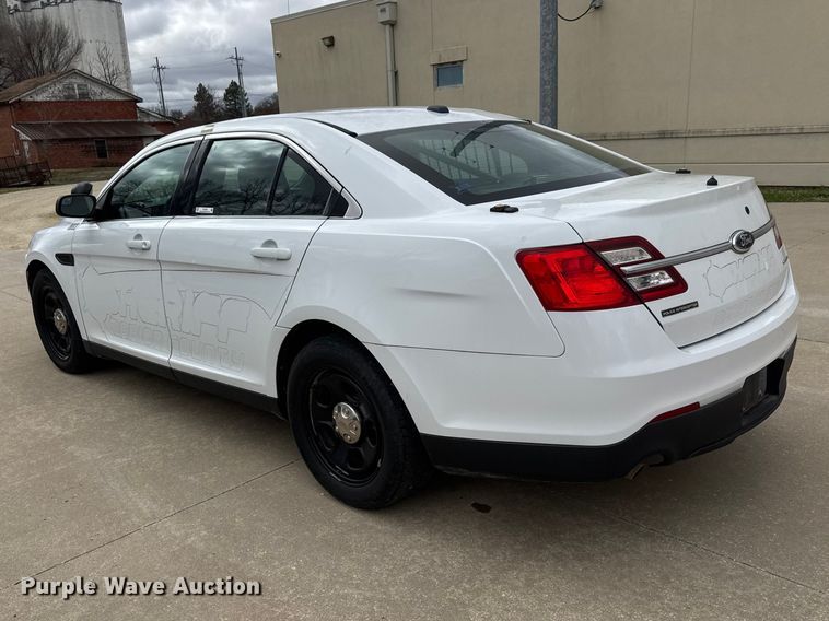 image for item ET1696 2015 Ford Taurus Police Interceptor 