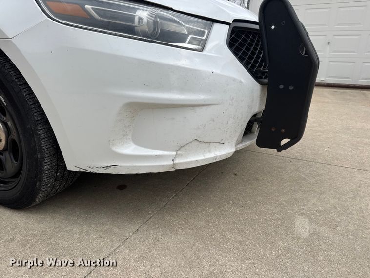 image for item ET1696 2015 Ford Taurus Police Interceptor 