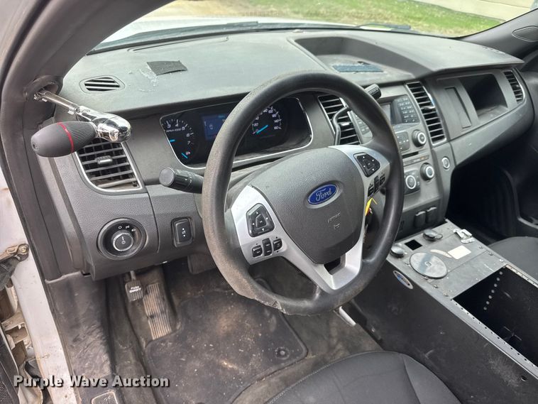 image for item ET1696 2015 Ford Taurus Police Interceptor 