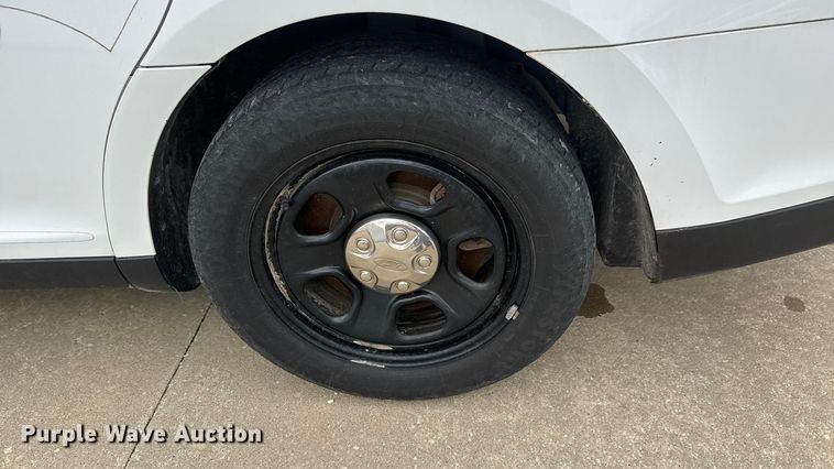 image for item ET1696 2015 Ford Taurus Police Interceptor 