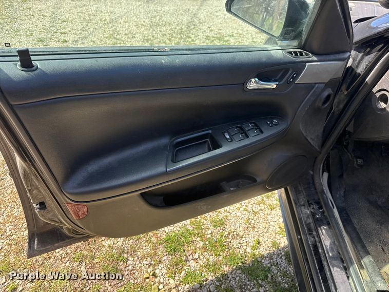 image for item ET1697 2012 Chevrolet Impala Police Cruiser 